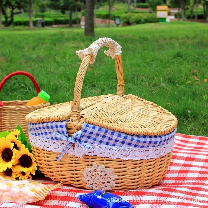 đ§ș Wicker Picnic Basket with Lid