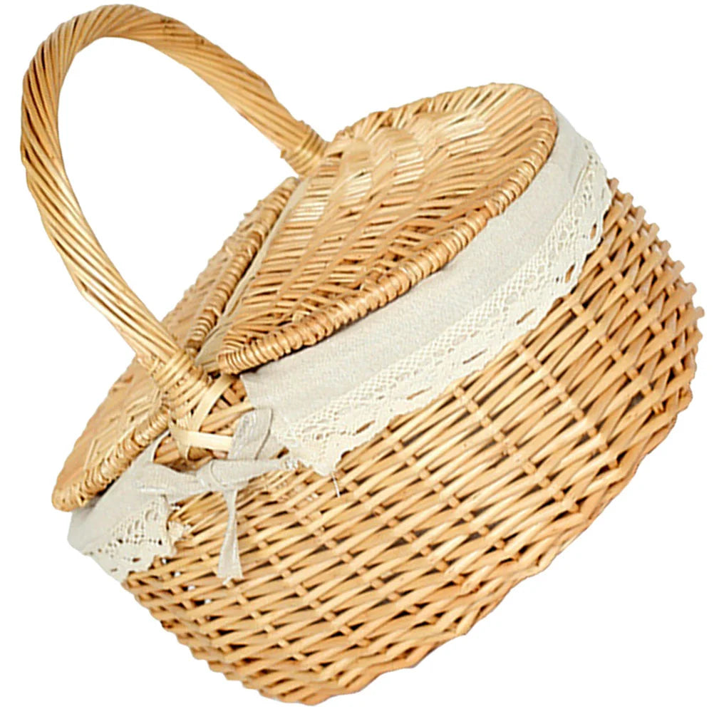 đ§ș Wicker Storage Basket with Lid