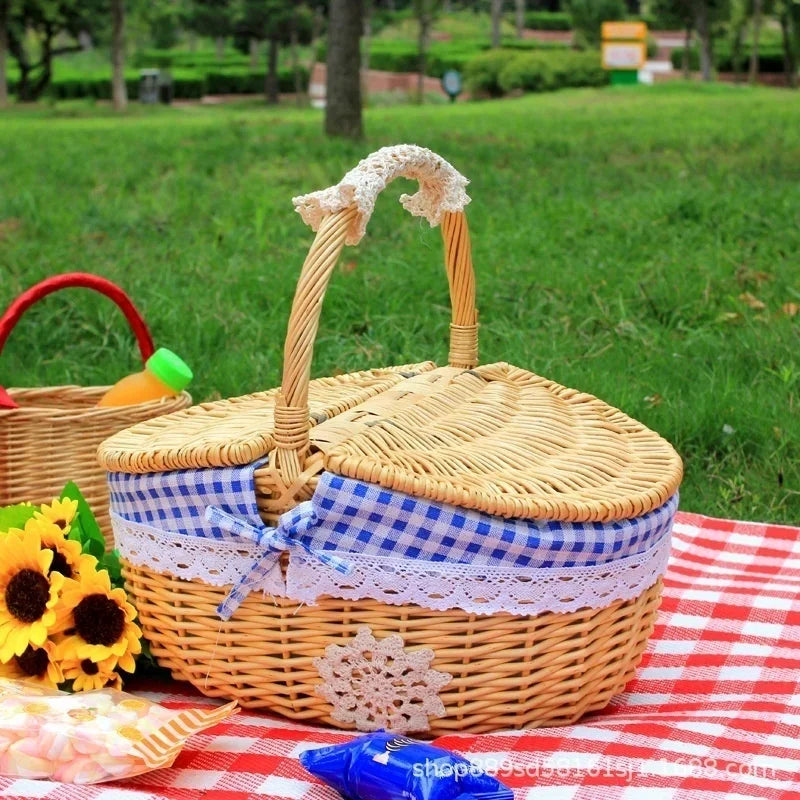 đ§ș Wicker Picnic Basket with Lid