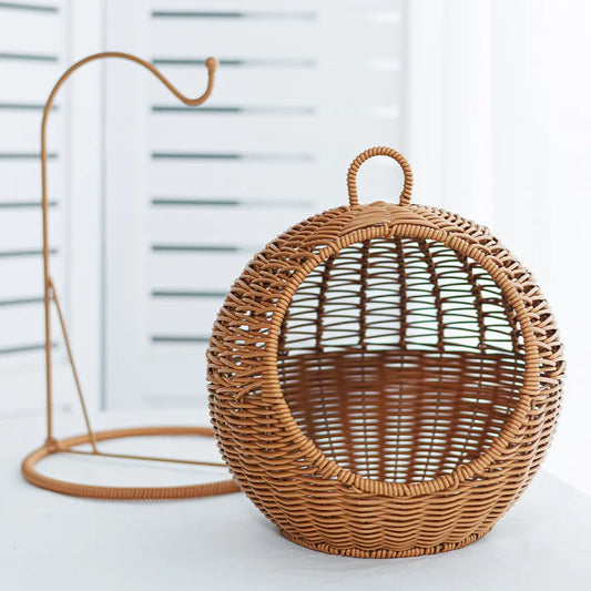 🐾 Rattan Hanging Basket